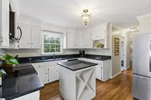 21 Oak Crest Ct, Greenville, SC 29605 - Photo 18