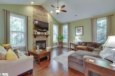 215 Windsor Road, Greer, SC 29651 - Photo 6