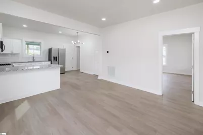 59 Smythe Avenue, Greenville, SC 29605 - Photo 8