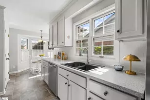 410 Swansgate Pl, Greenville, SC 29605 - Photo 10