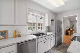 410 Swansgate Pl, Greenville, SC 29605 - Photo 8