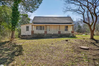 131 Holy Street, Spartanburg, SC 29307 - Photo 1