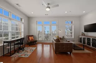 301 Augusta St, Greenville, SC 29601 - Photo 2