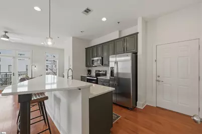 301 Augusta Street #Unit 203, Greenville, SC 29601 - Photo 4