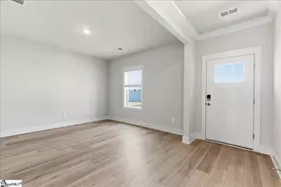 523 Hadlow St, Greer, SC 29651 - Photo 4