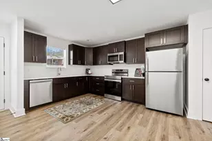 7 Robin Hood Rd, Taylors, SC 29687 - Photo 4