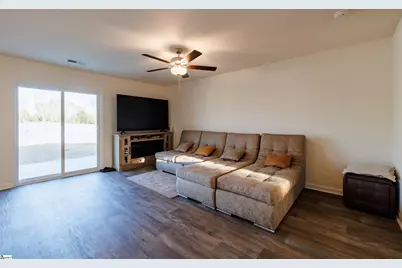 6063 Willutuck Drive, Boiling Springs, SC 29316 - Photo 8