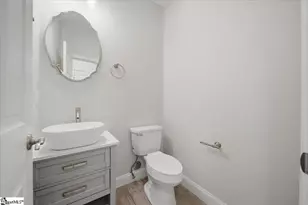 563 Clairidge Dr, Boiling Springs, SC 29316 - Photo 6