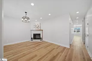 563 Clairidge Dr, Boiling Springs, SC 29316 - Photo 6