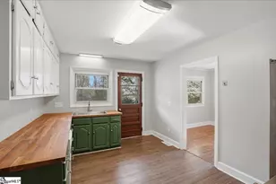 11 Spring Valley Rd, Greenville, SC 29615 - Photo 10