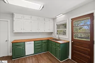 11 Spring Valley Rd, Greenville, SC 29615 - Photo 8