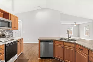 2017 Small Meadows Ct, Fountain Inn, SC 29644 - Photo 12