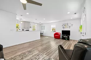 7 Belvue School Rd, Travelers Rest, SC 29690 - Photo 8