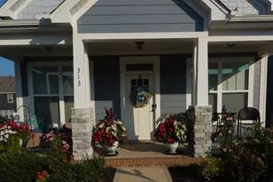 313 Daystrom Dr, Greer, SC 29651 - Photo 2