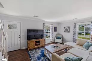 135 Ashdown Dr, Simpsonville, SC 29680 - Photo 4