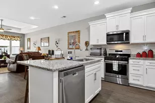 38 Creekhaven Ln, Taylors, SC 29687 - Photo 8