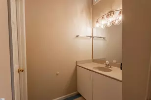 28 Farringdon Dr, Greenville, SC 29615 - Photo 32