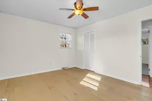 109 Wood Heights Ave, Taylors, SC 29687 - Photo 34