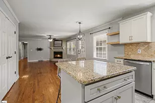 124 Colvin Rd, Greenville, SC 29615 - Photo 10