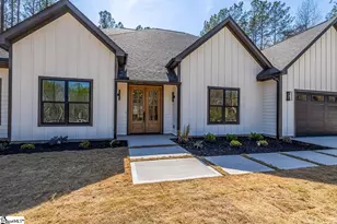 329 Thompson Rd, Taylors, SC 29687 - Photo 2