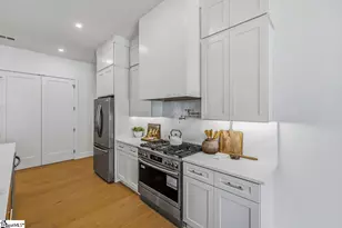 329 Thompson Rd, Taylors, SC 29687 - Photo 14