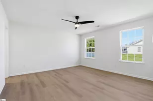 621 Drew St, Greenville, SC 29617 - Photo 10