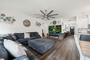 297 Lavinia Cir, Duncan, SC 29334 - Photo 4