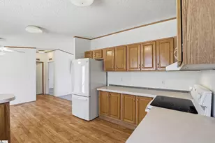 120 Sterling Bridge Rd, Greenville, SC 29611 - Photo 8