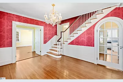 305 N Main Street, Greer, SC 29650 - Photo 6