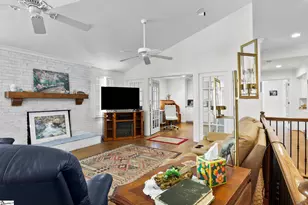 250 Thompson Rd, Taylors, SC 29687 - Photo 4