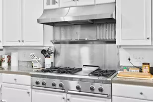 250 Thompson Rd, Taylors, SC 29687 - Photo 8