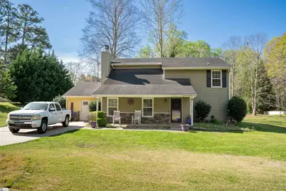 178 Wellesley Drive, Spartanburg, SC 29307 - Photo 1