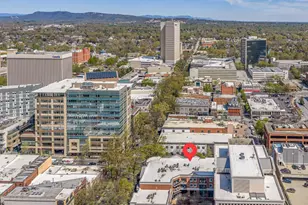 10 E Washington St, Greenville, SC 29601 - Photo 2