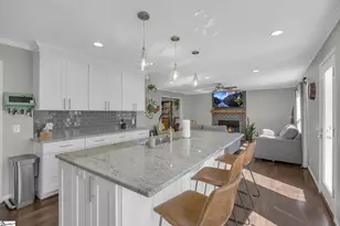 5 Dabbs Ct, Greenville, SC 29609 - Photo 16