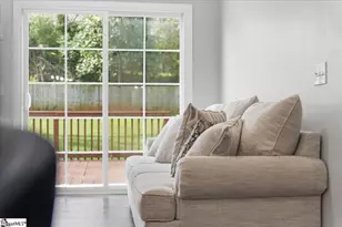 833 N Franklin Rd, Greenville, SC 29617 - Photo 8