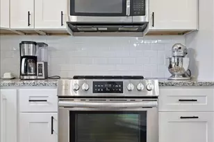 833 N Franklin Rd, Greenville, SC 29617 - Photo 14