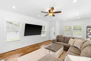 7 Railroad St, Greenville, SC 29607 - Photo 4