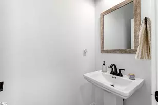 7 Railroad St, Greenville, SC 29607 - Photo 16