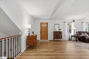 90 Southwood Dr, Greenville, SC 29605 - Photo 6