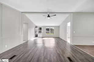 4 Riverbreeze Rd, Greenville, SC 29611 - Photo 2