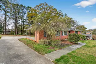 312 Mimosa Dr, Mauldin, SC 29662 - Photo 2