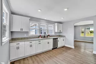 101 Mark St, Easley, SC 29640 - Photo 8