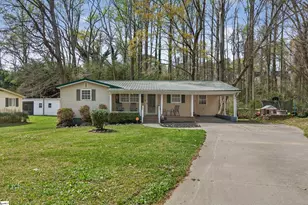3004 Kelsey Creek Rd, Spartanburg, SC 29302 - Photo 2