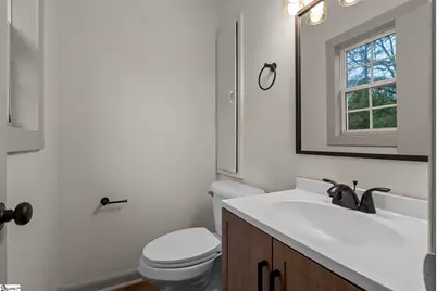 100 Whitener Avenue, Spartanburg, SC 29306 - Photo 12