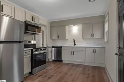 100 Whitener Avenue, Spartanburg, SC 29306 - Photo 4