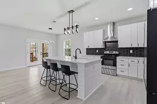 128 Rockmont Rd, Easley, SC 29640 - Photo 6