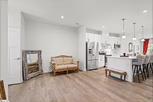 61 Moss Holw Wy, Simpsonville, SC 29680 - Photo 2