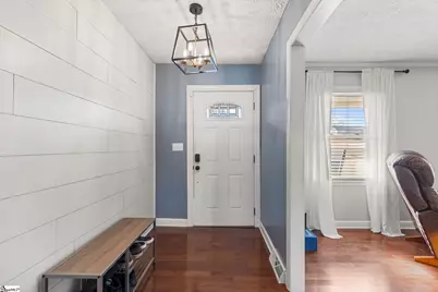 1153 Lakeview Drive, Greenville, SC 29611 - Photo 4