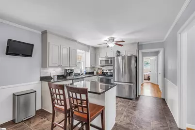 109 Riverview Drive, Greenville, SC 29611 - Photo 6