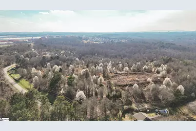 647 Blackwell Road, Greer, SC 29651 - Photo 2